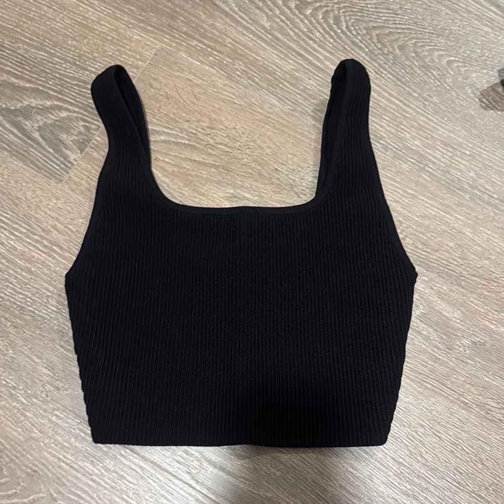 Aritzia Black Ribbed Women's Crop Top